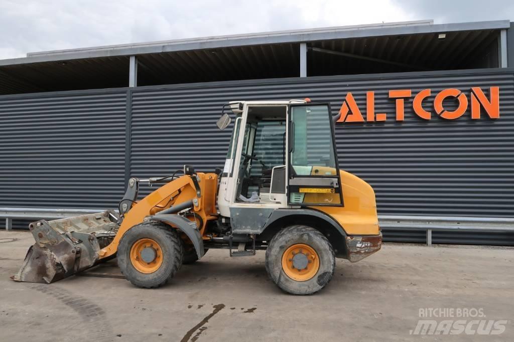 Liebherr L 506 Kolesni nakladalci