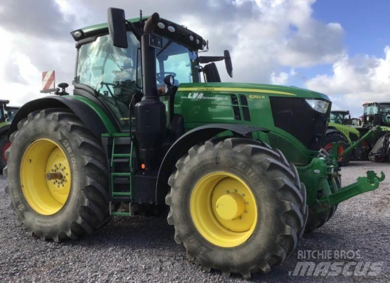 John Deere 6250 R Traktorji