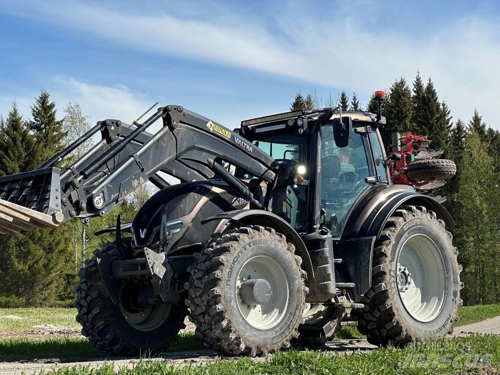 Valtra T 255 Versu Traktorji