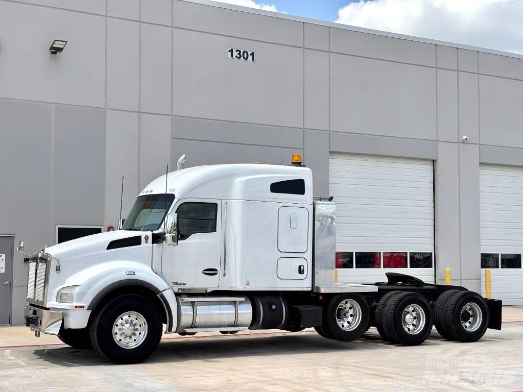 Kenworth T 880 Vlačilci