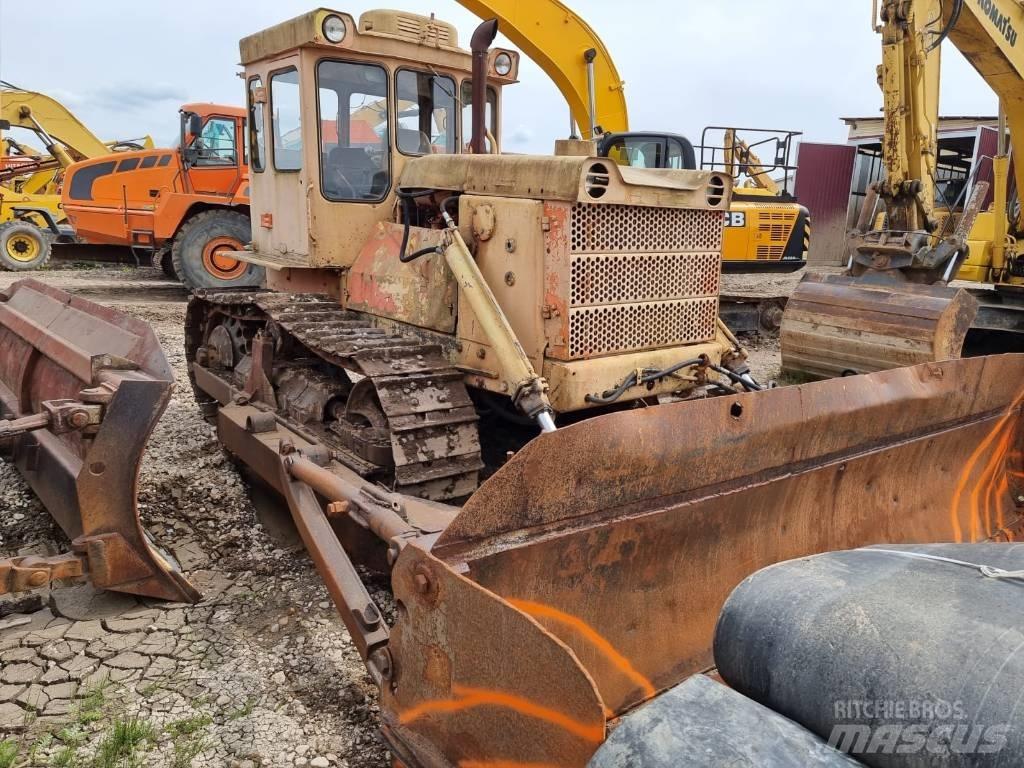 CAT T 130 Buldožerji goseničarji