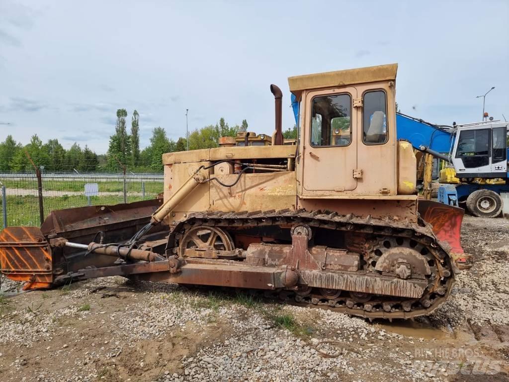 CAT T 130 Buldožerji goseničarji