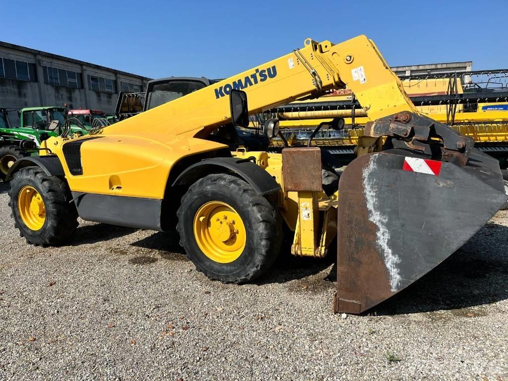 Komatsu WH 713 Teleskopski viličarji