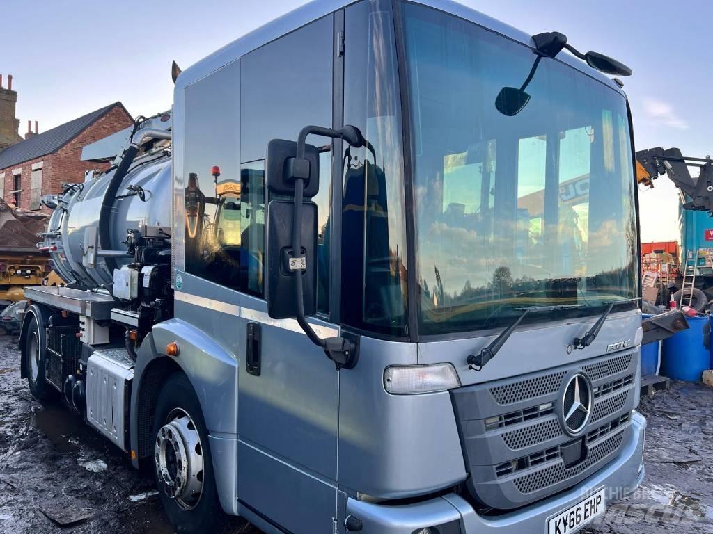 Mercedes-Benz Econic Tovornjaki cisterne