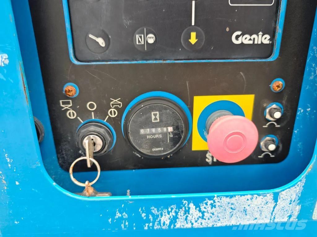 Genie GS 3369 4x4 Škarjaste dvižne ploščadi