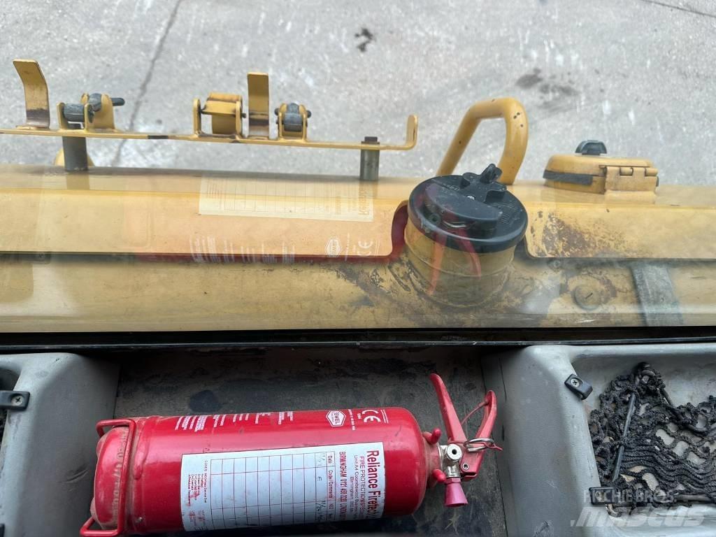 CAT D 6 N LGP Buldožerji goseničarji