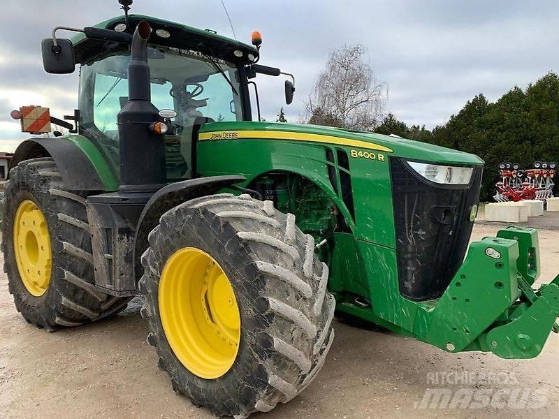 John Deere 8400R Traktorji