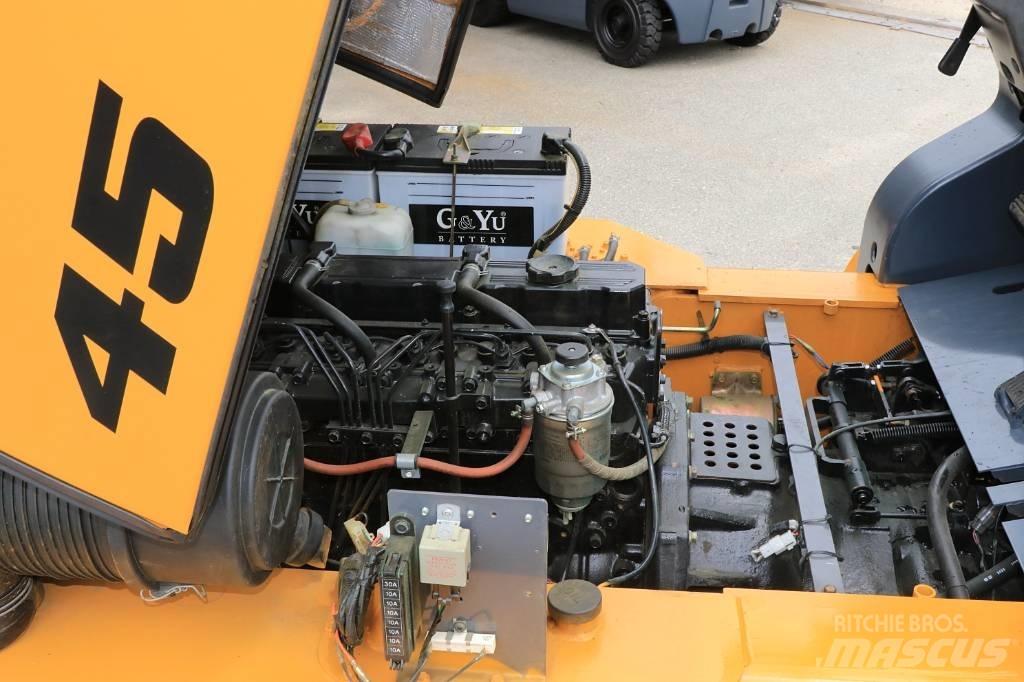 TCM FD45T Dizelski viličarji