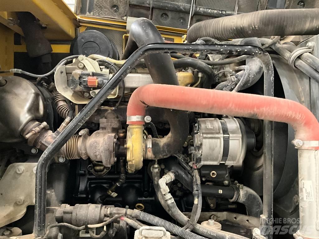 Neuson EW 100 Bagri na kolesih