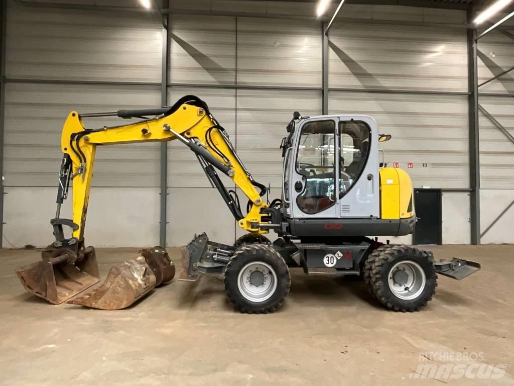 Neuson EW 100 Bagri na kolesih