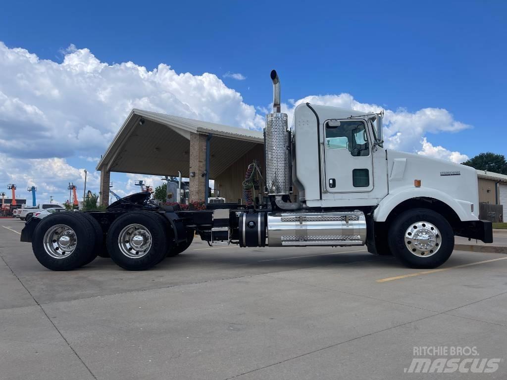 Kenworth T 800 Vlačilci