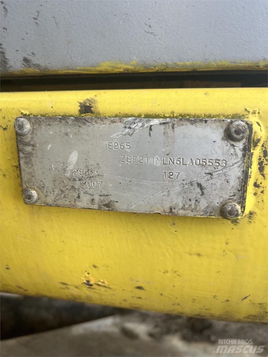 New Holland E 265 B Bagri goseničarji