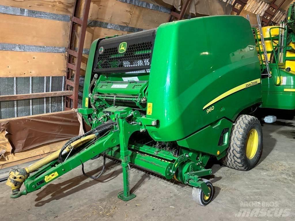 John Deere 960 Balirke (okrogle bale)