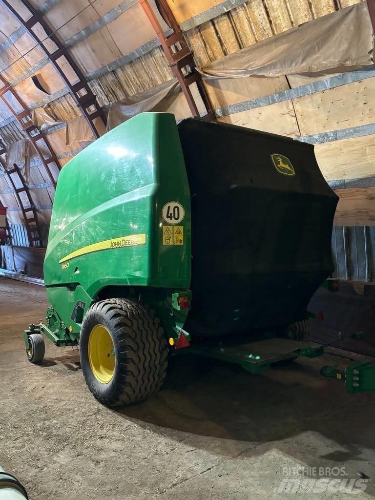 John Deere 960 Balirke (okrogle bale)