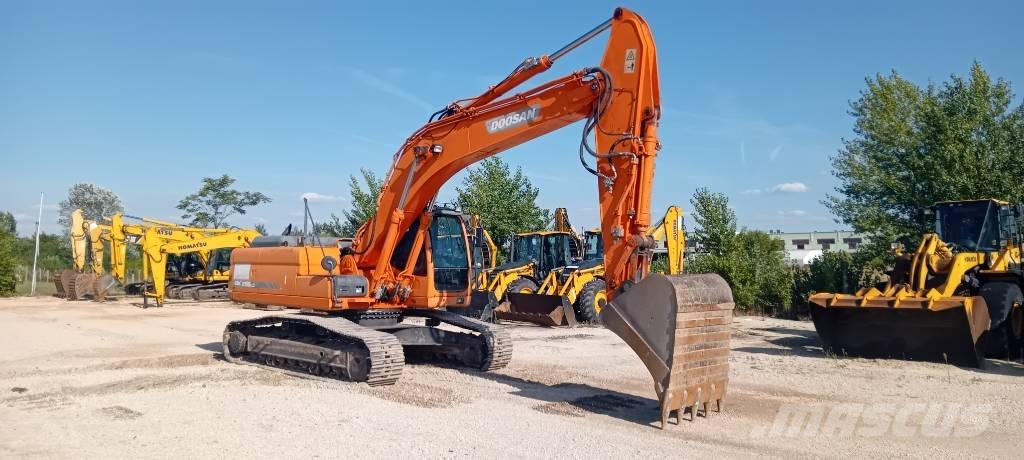 Doosan DX 255 LC Bagri goseničarji