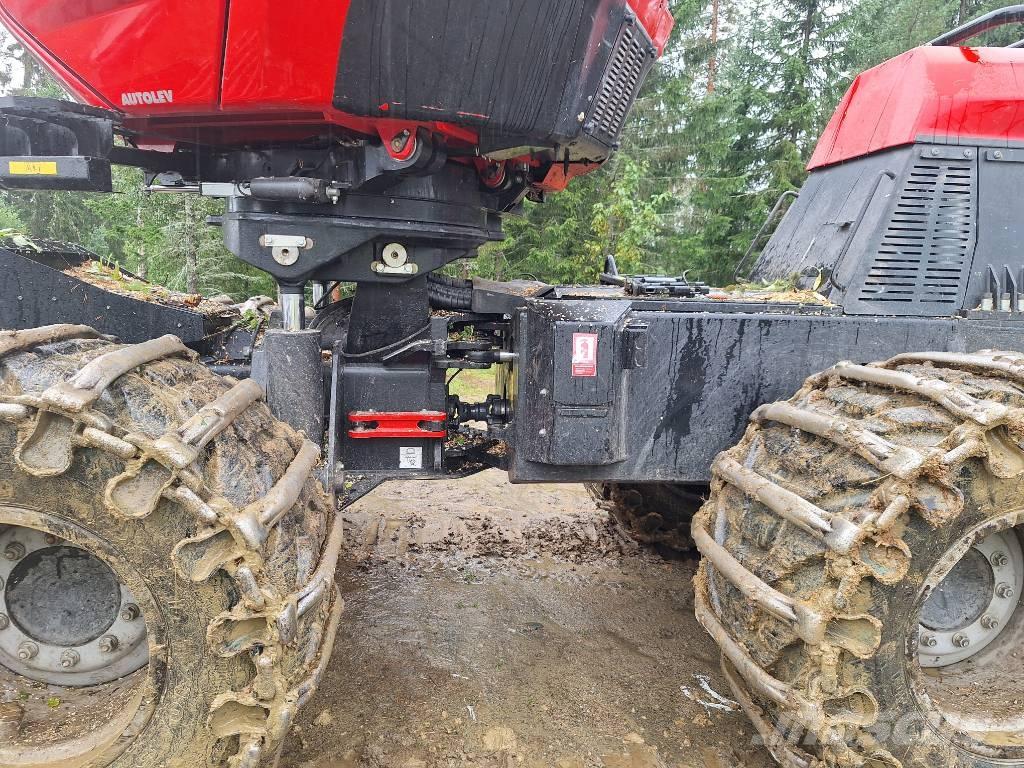 Komatsu 931XC Harvesterji