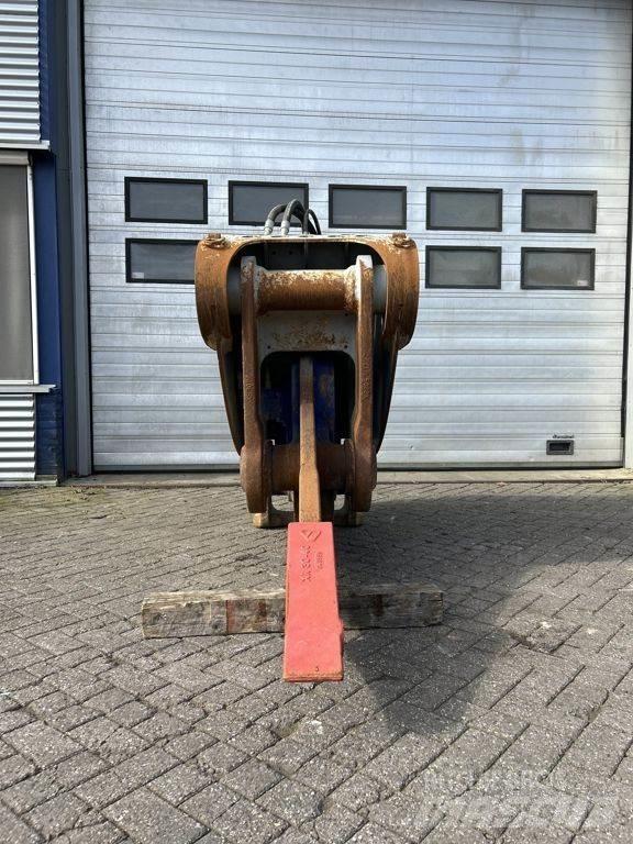 Xcentric XR30 Drugi deli