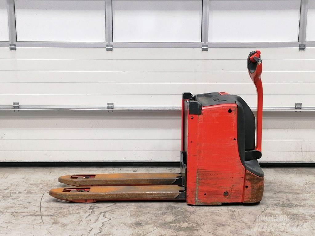 Linde T16L Električni nizko dvižni viličar