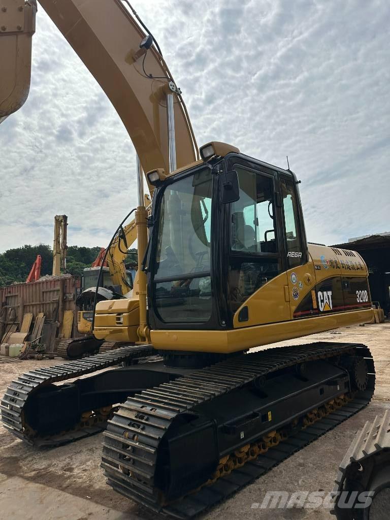 CAT CAT320D Midi bagri 7t – 12t
