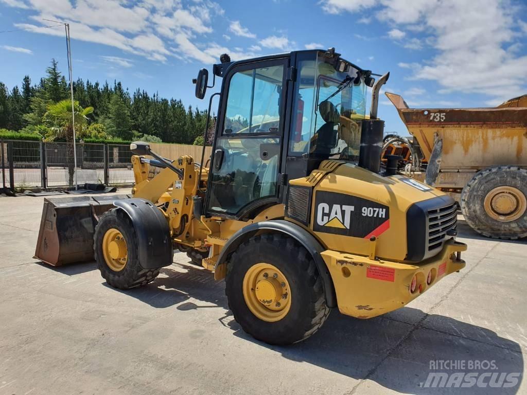 CAT 907 H Kolesni nakladalci