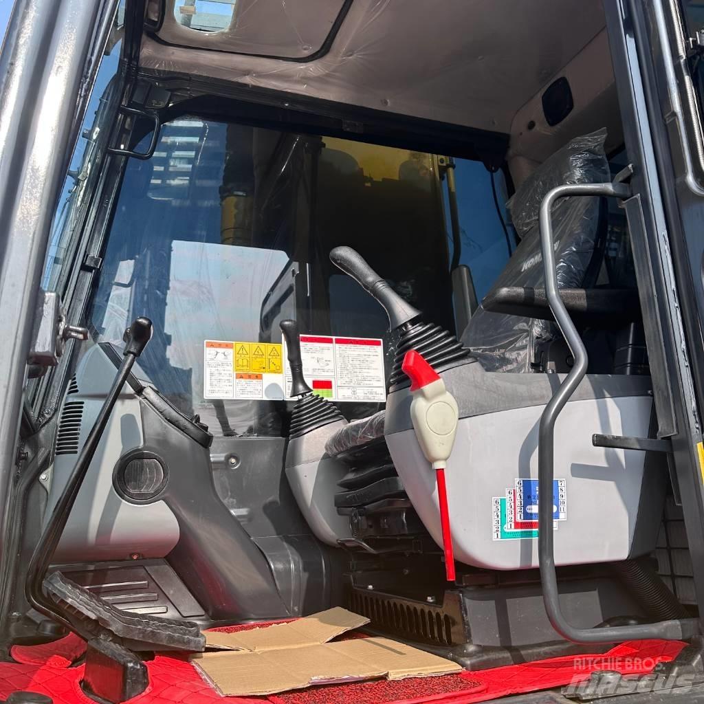 Komatsu PC 200-8 Bagri goseničarji