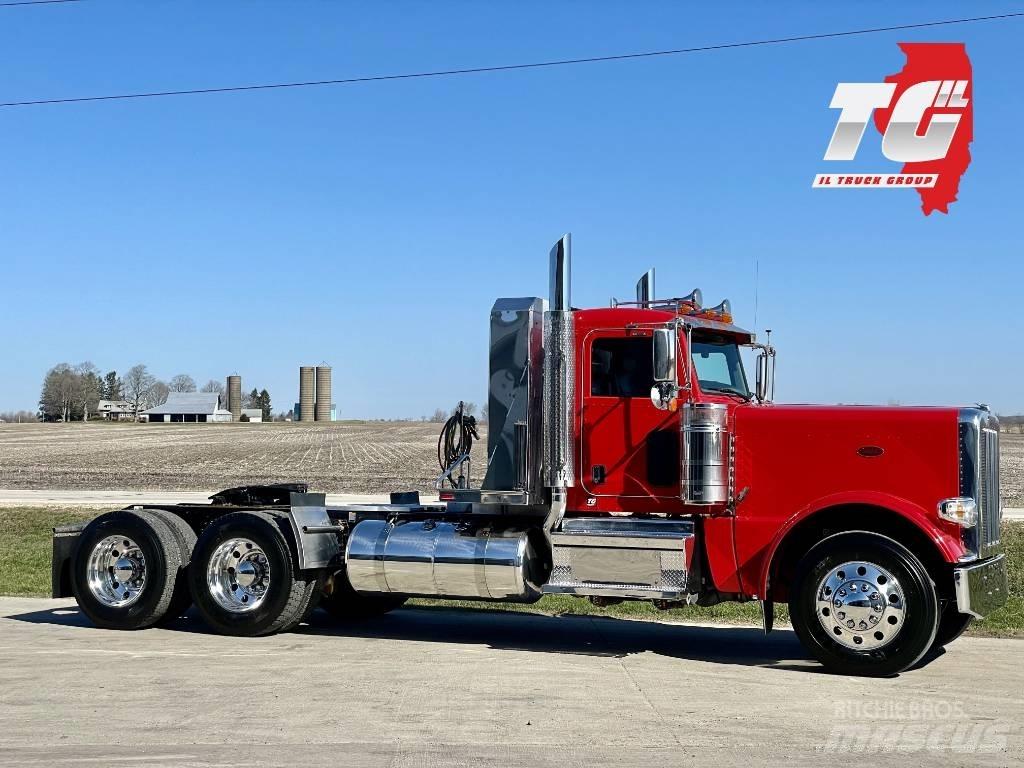 Peterbilt 389 Vlačilci