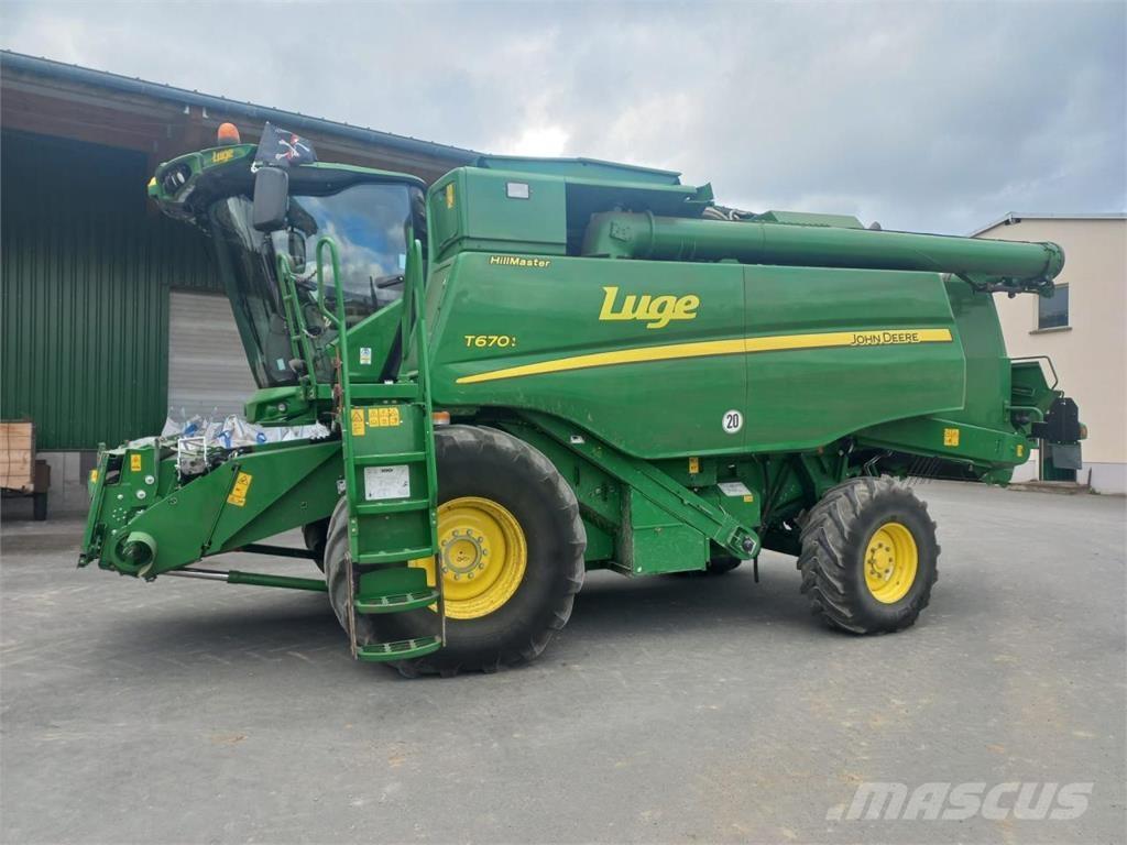 John Deere T670 HM Kombajni