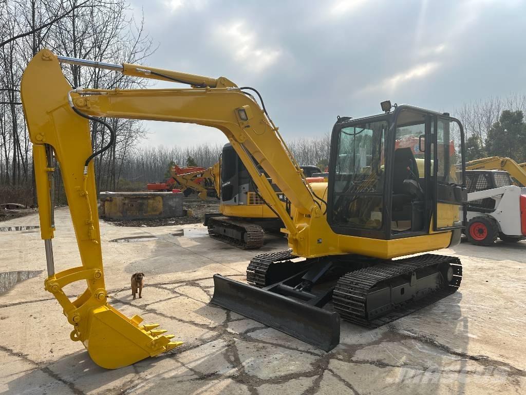 Komatsu PC56-7 Bagri goseničarji