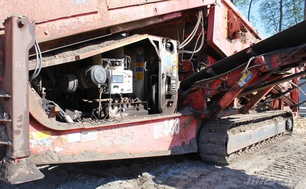 Sandvik QE 440 Mobilna sita