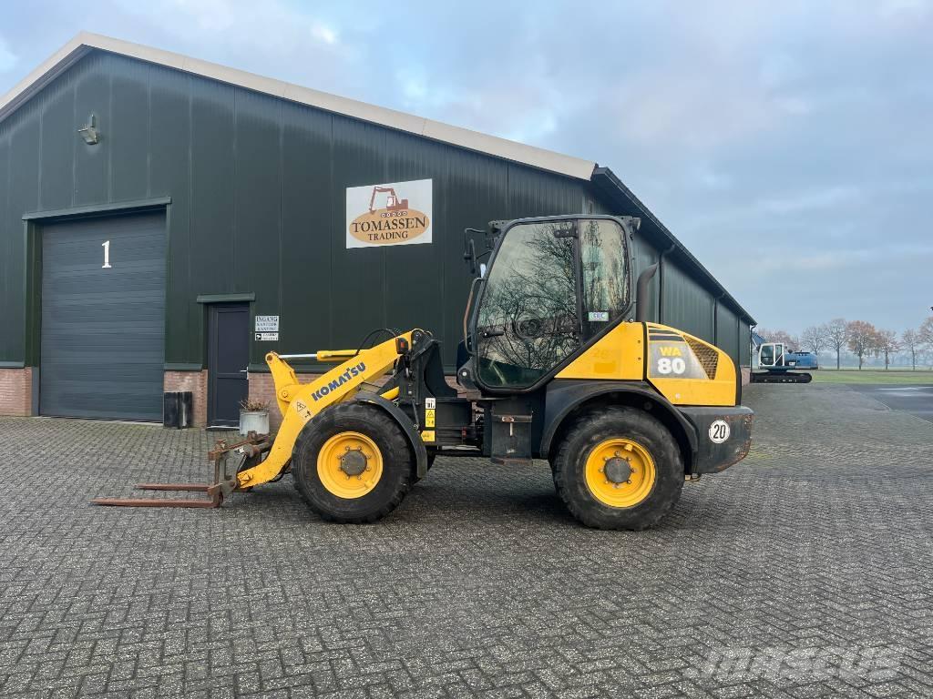 Komatsu WA 80-5 Kolesni nakladalci