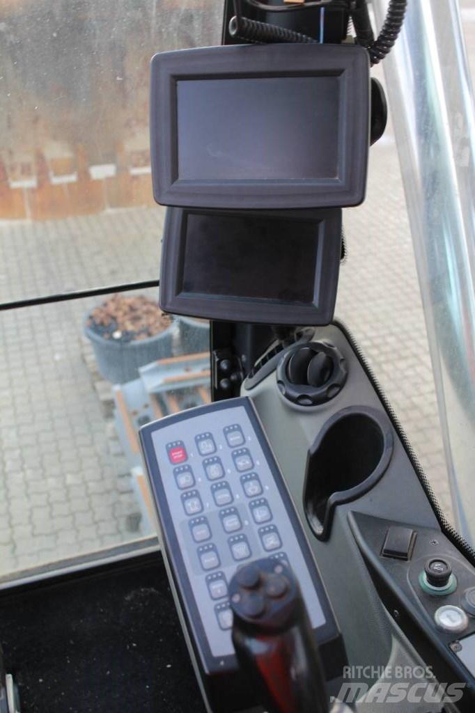 Liebherr R970 SME Bagri goseničarji