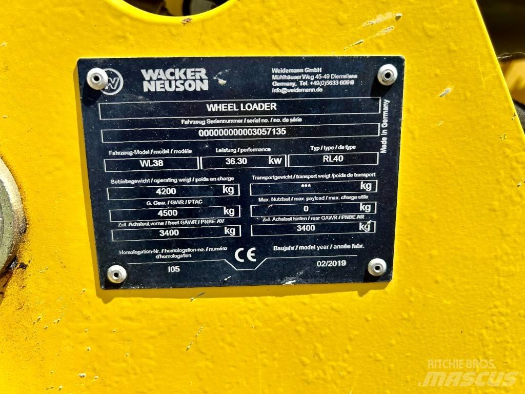 Wacker WL 38 Kolesni nakladalci