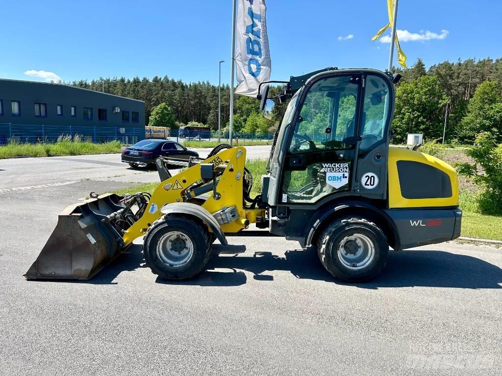 Wacker WL 38 Kolesni nakladalci