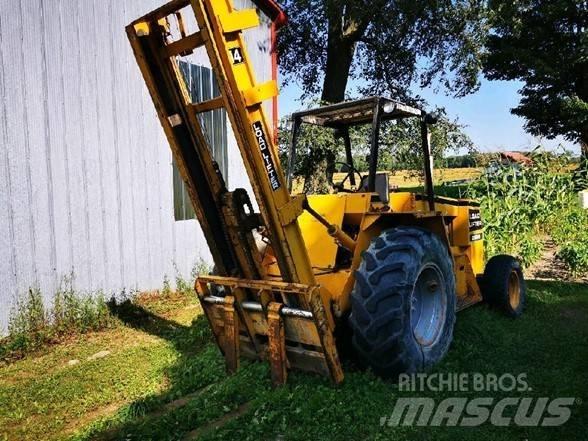 Load Lifter 2214-3 Terenski viličar
