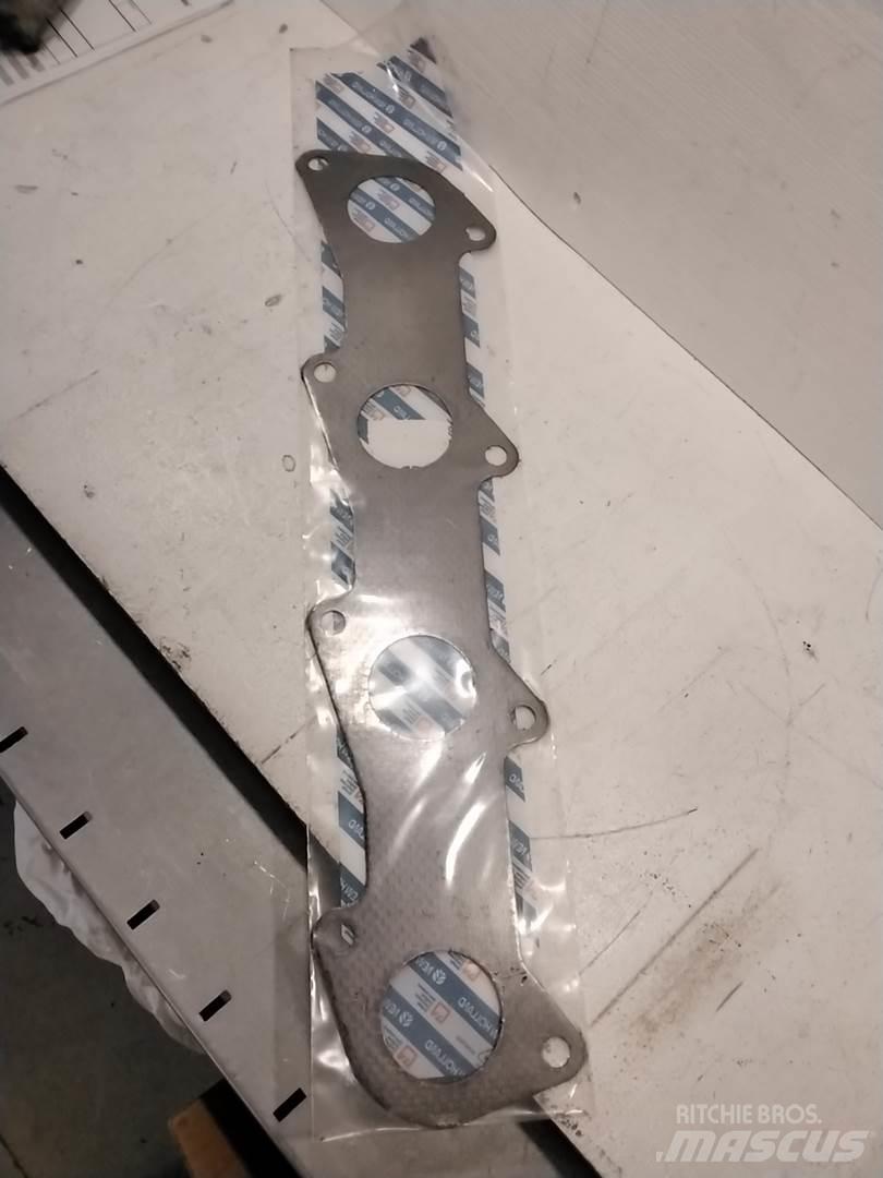Ford 83999221 NH Motorji