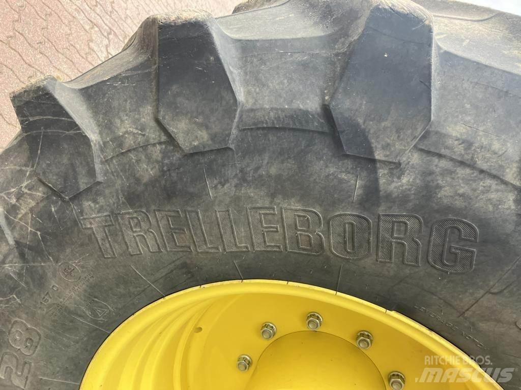 John Deere 6250R Traktorji