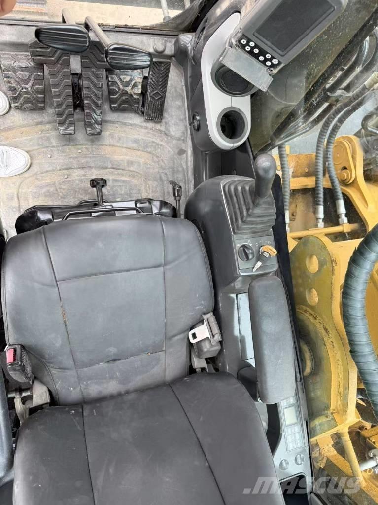 CAT 330 D L Bagri goseničarji