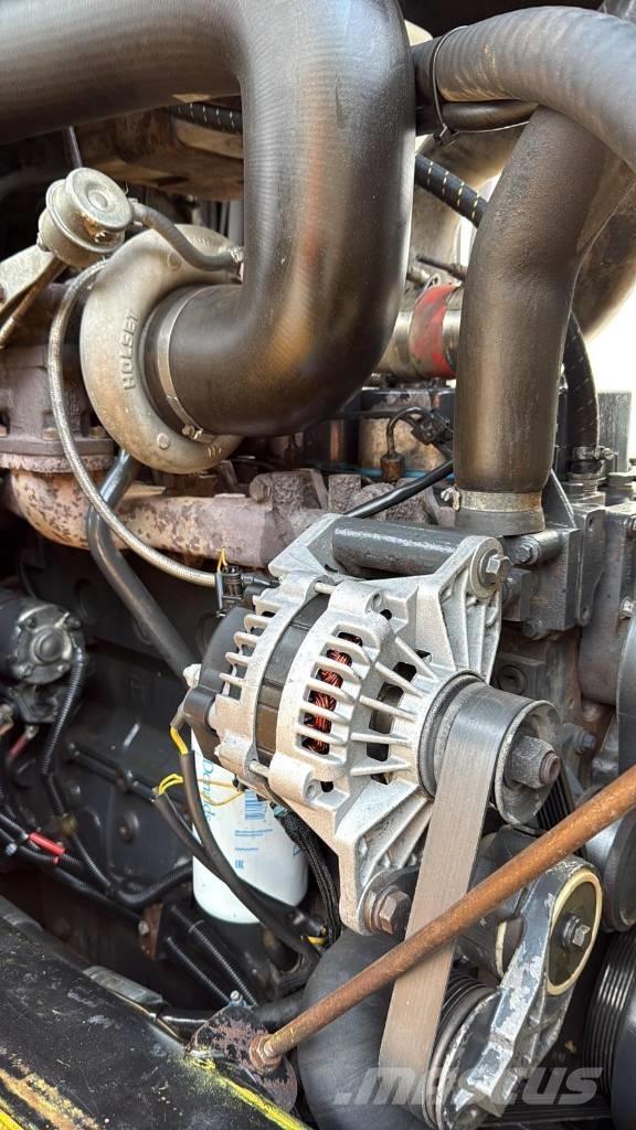 JCB 718 Zglobni demperji