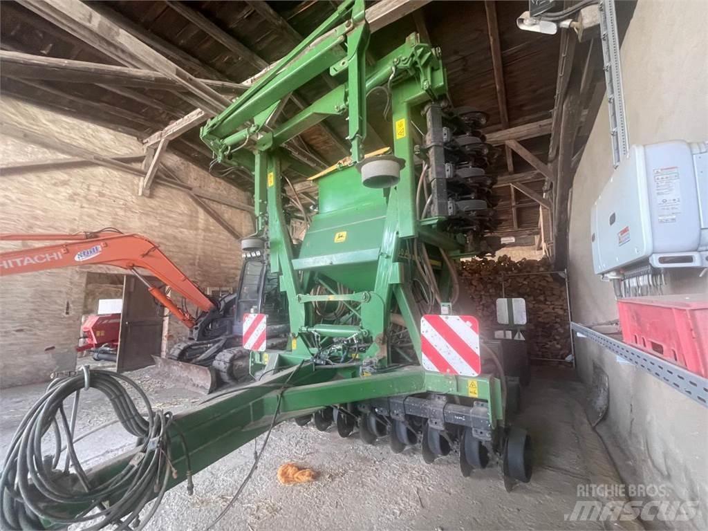 John Deere 750 A Sejalnice