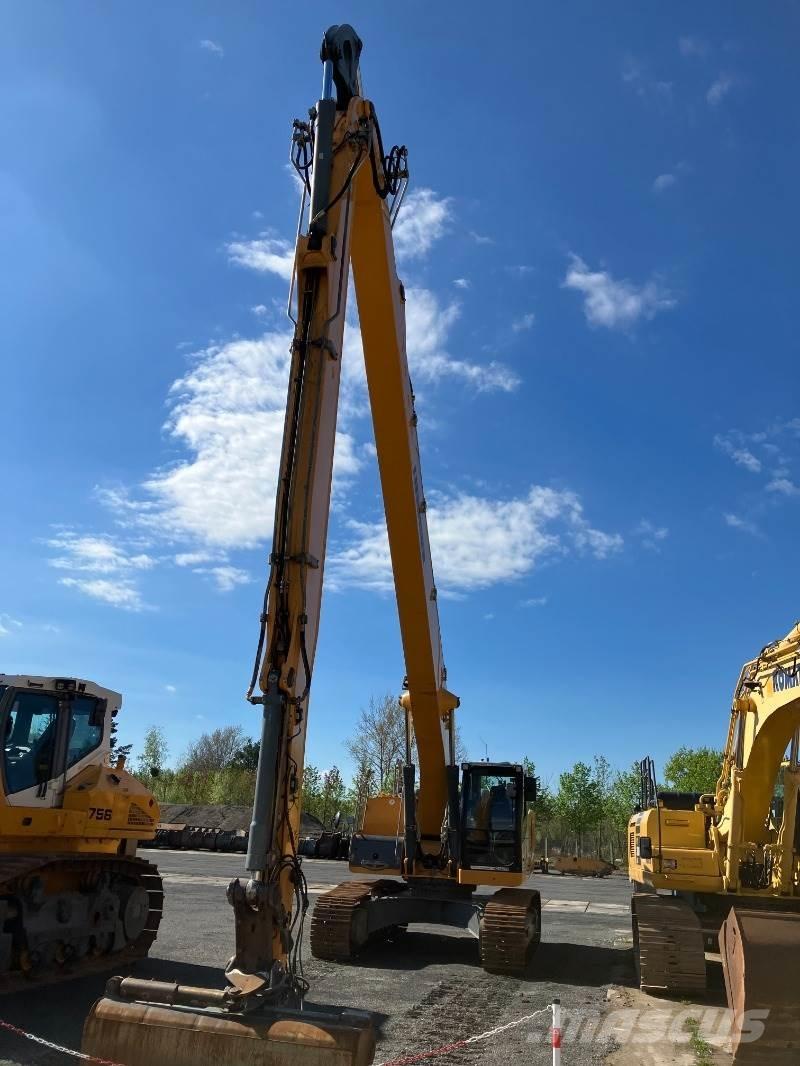 Liebherr R936 Bagri goseničarji