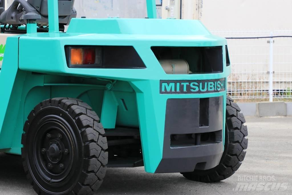 Mitsubishi FD60 Dizelski viličarji