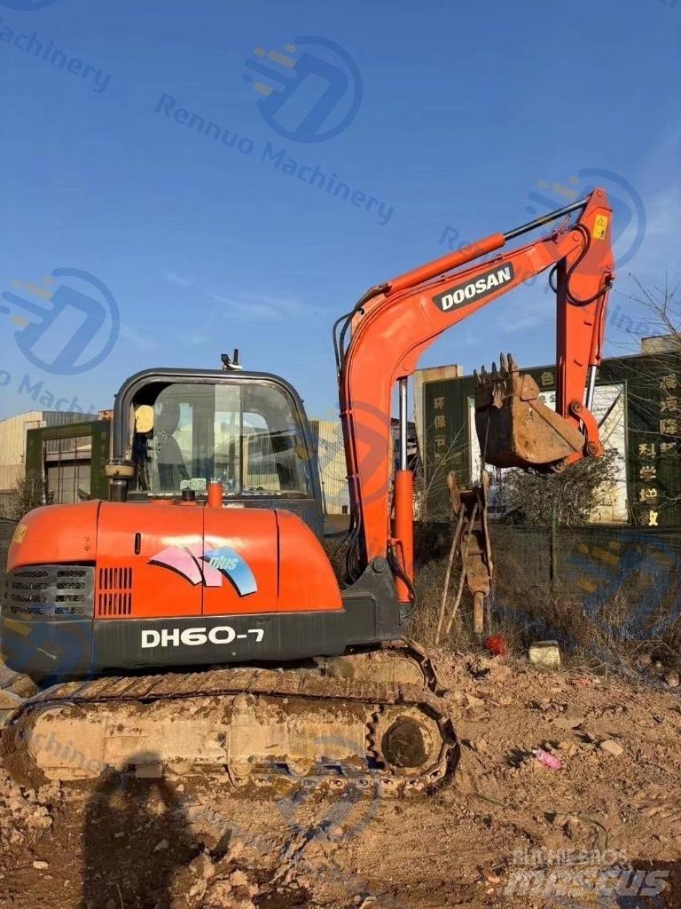 Doosan DH 60 Bagri goseničarji