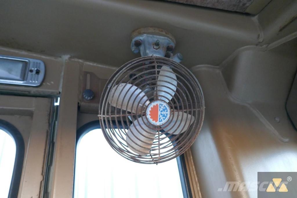 CAT 130G Ex-army Grederji