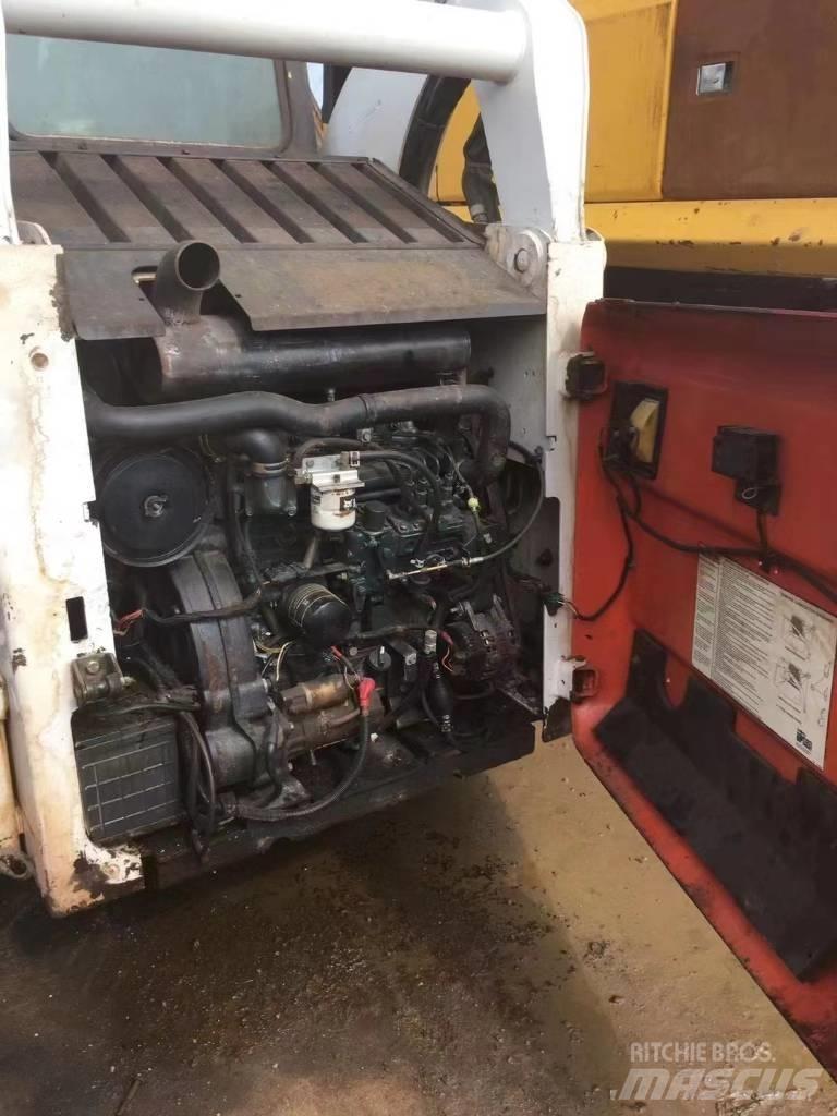 Bobcat S 300 Skid steer mini nakladalci