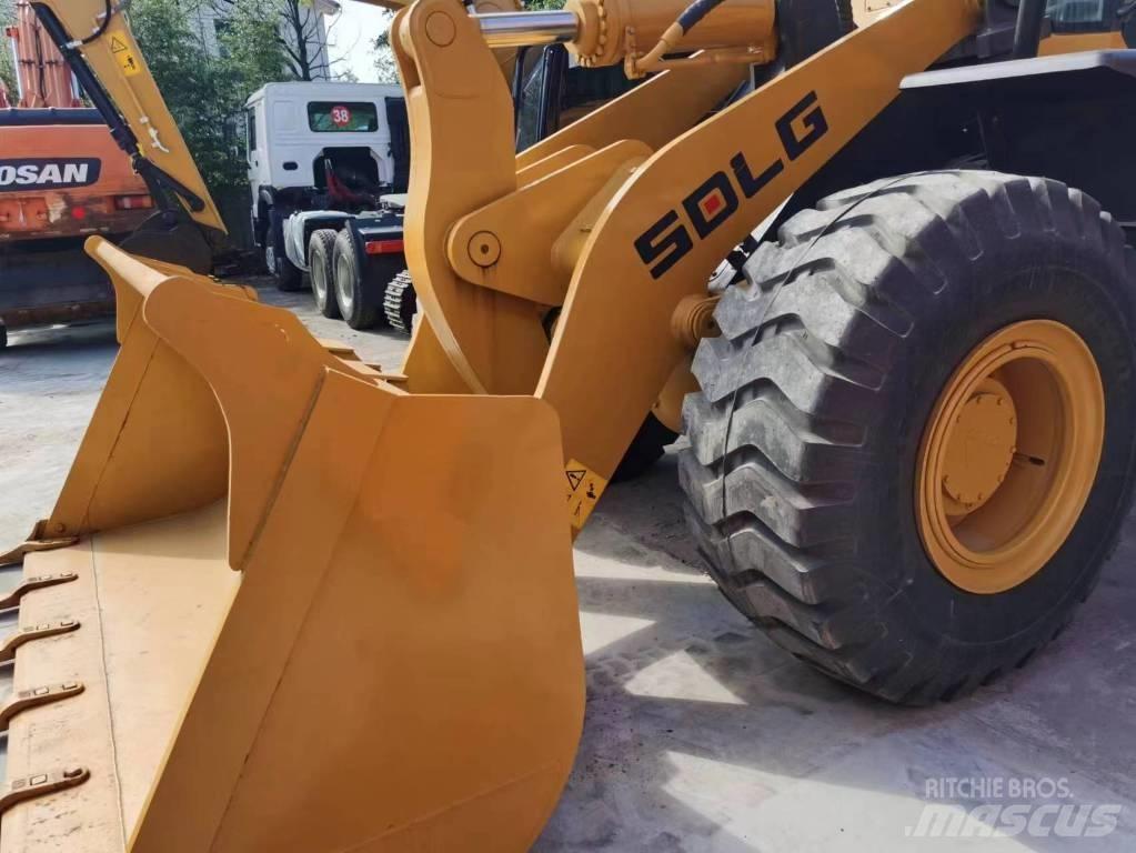 SDLG 956L Kolesni nakladalci