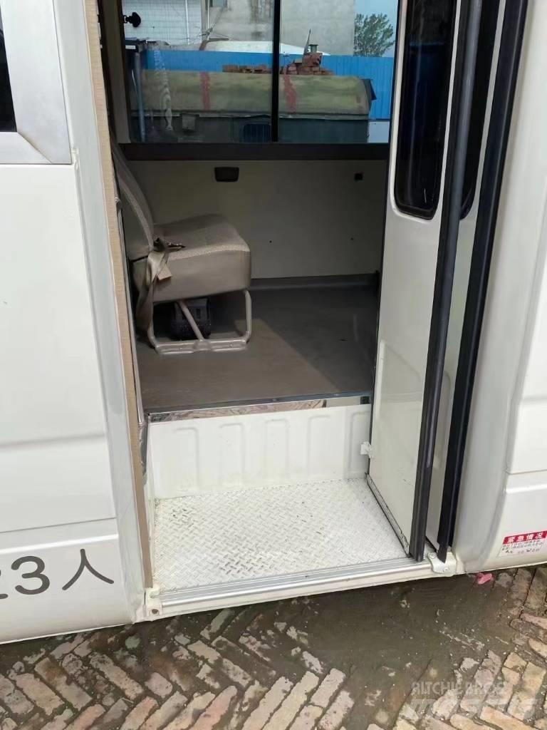 Toyota Coaster Bus Mini avtobusi