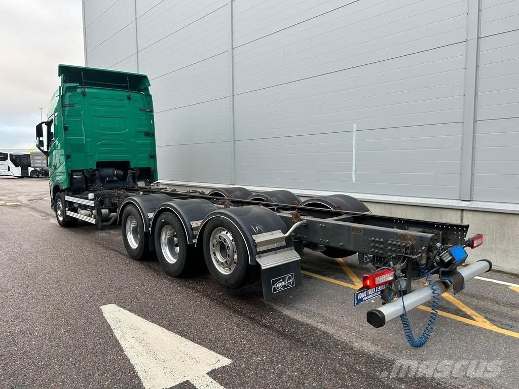 Volvo FH Tovornjaki-šasije