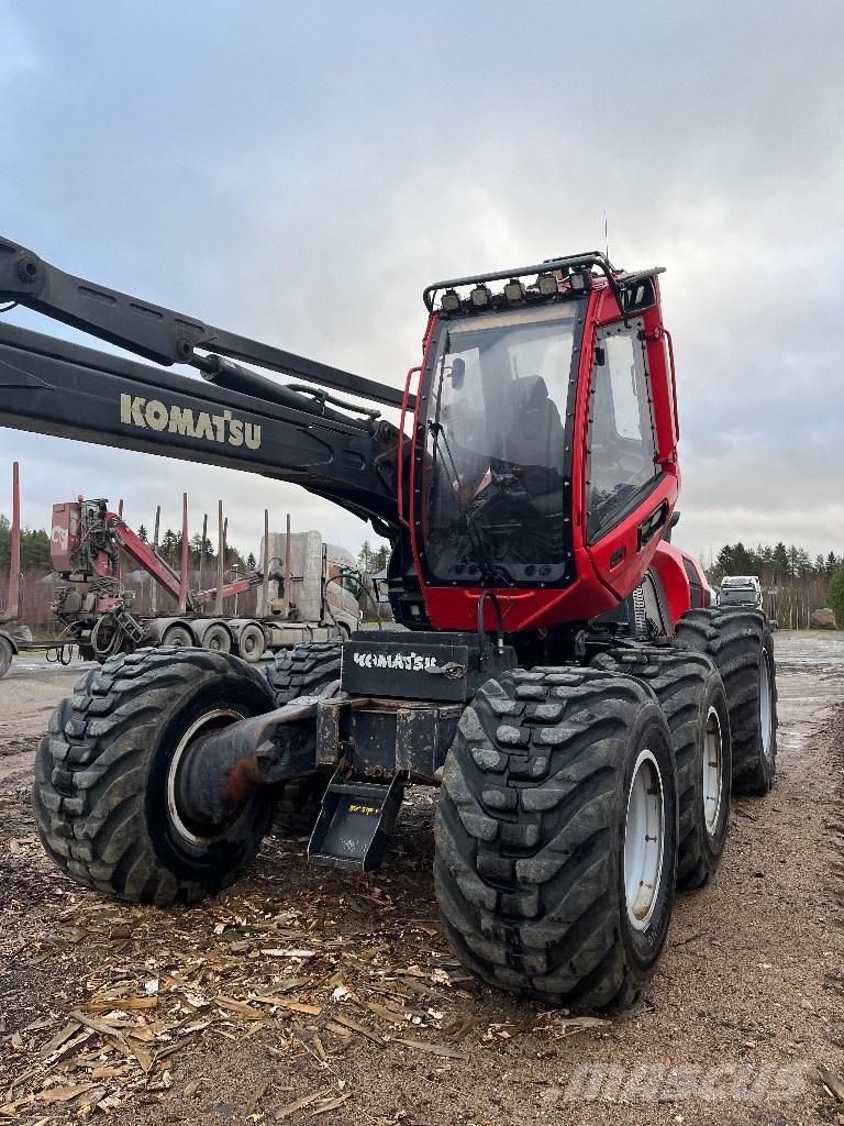 Komatsu 911 Harvesterji