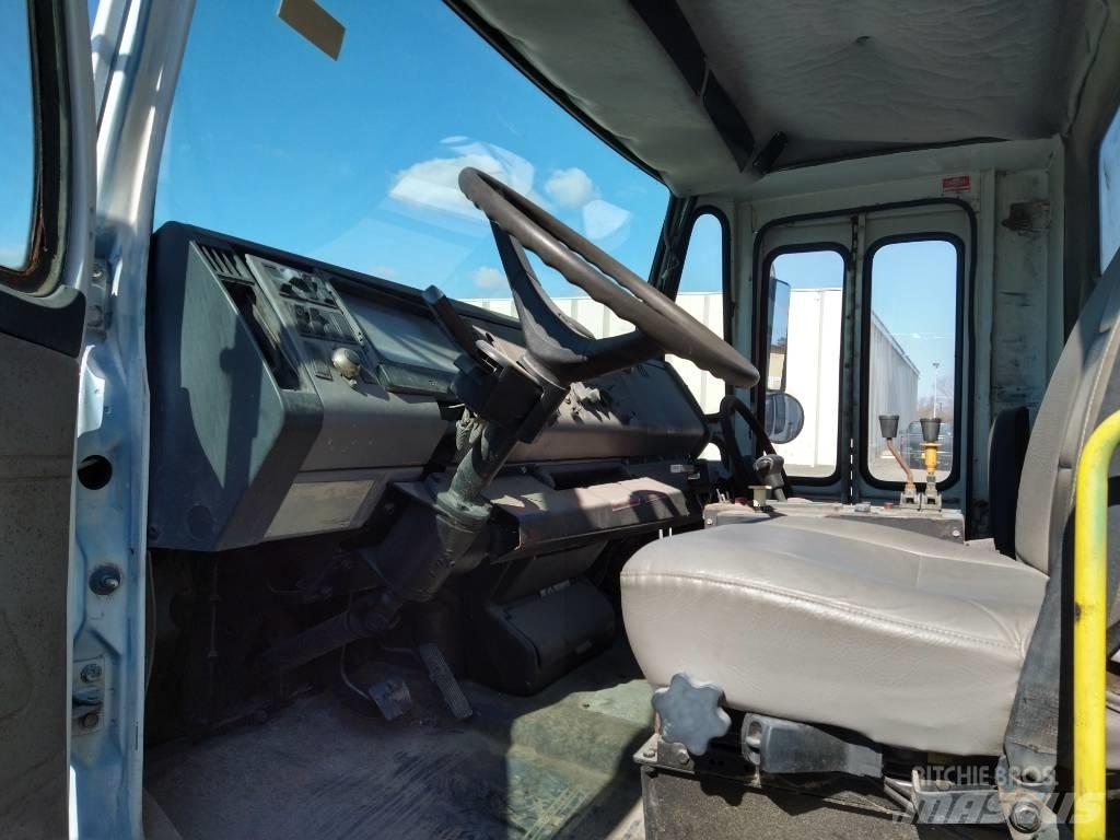 Freightliner FL80 Komunalni tovornjaki