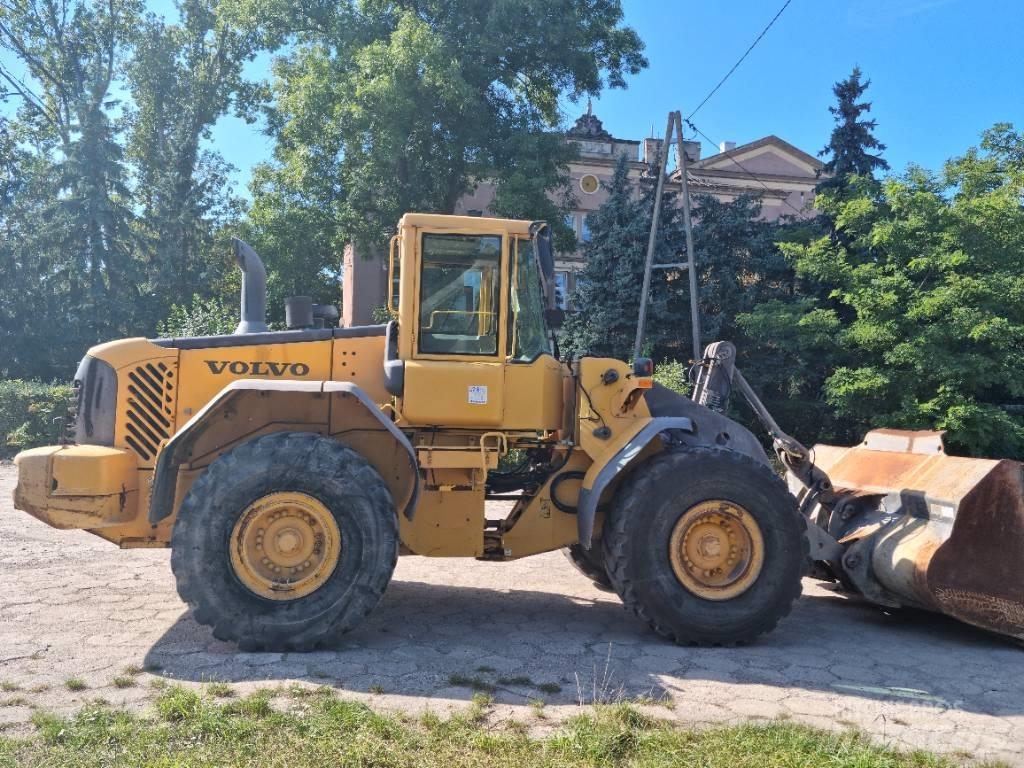 Volvo L 120 E Kolesni nakladalci